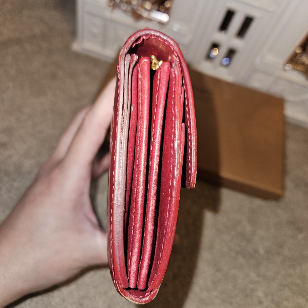 Louis Vuitton Vernis Red Wallet - Picture 5 of 11